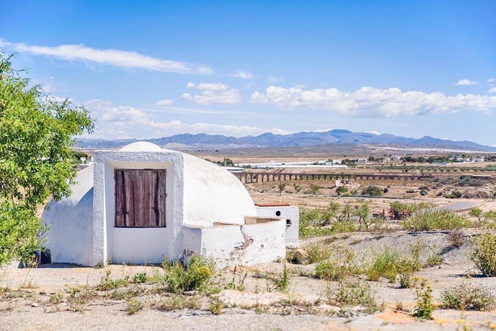 Cortijo Los Garridos - Fernán Pérez Esterno foto